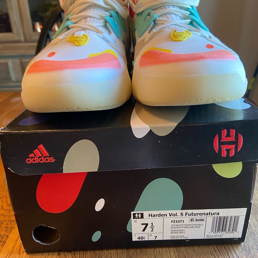 Harden Vol. 5 Futurenatura mens 7.5 women’s 9